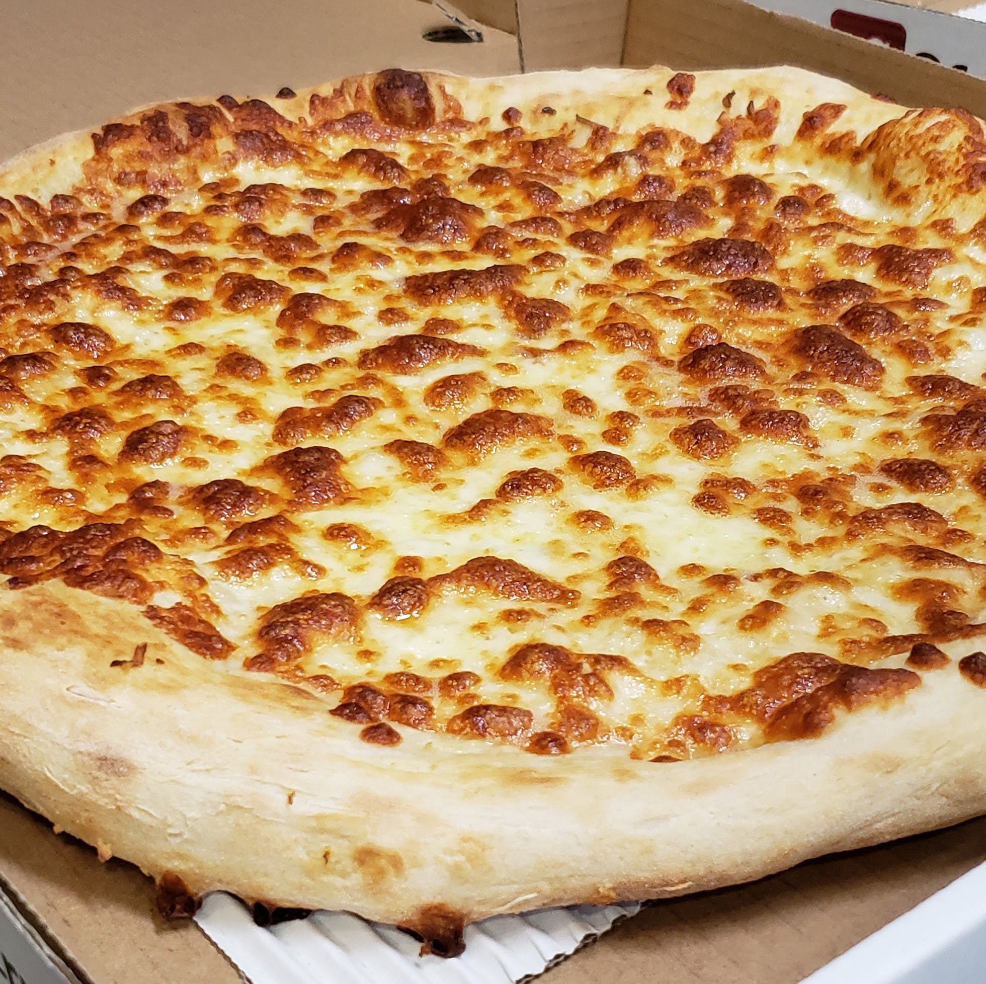 Crispy Crust Pizza - Hollywood hero