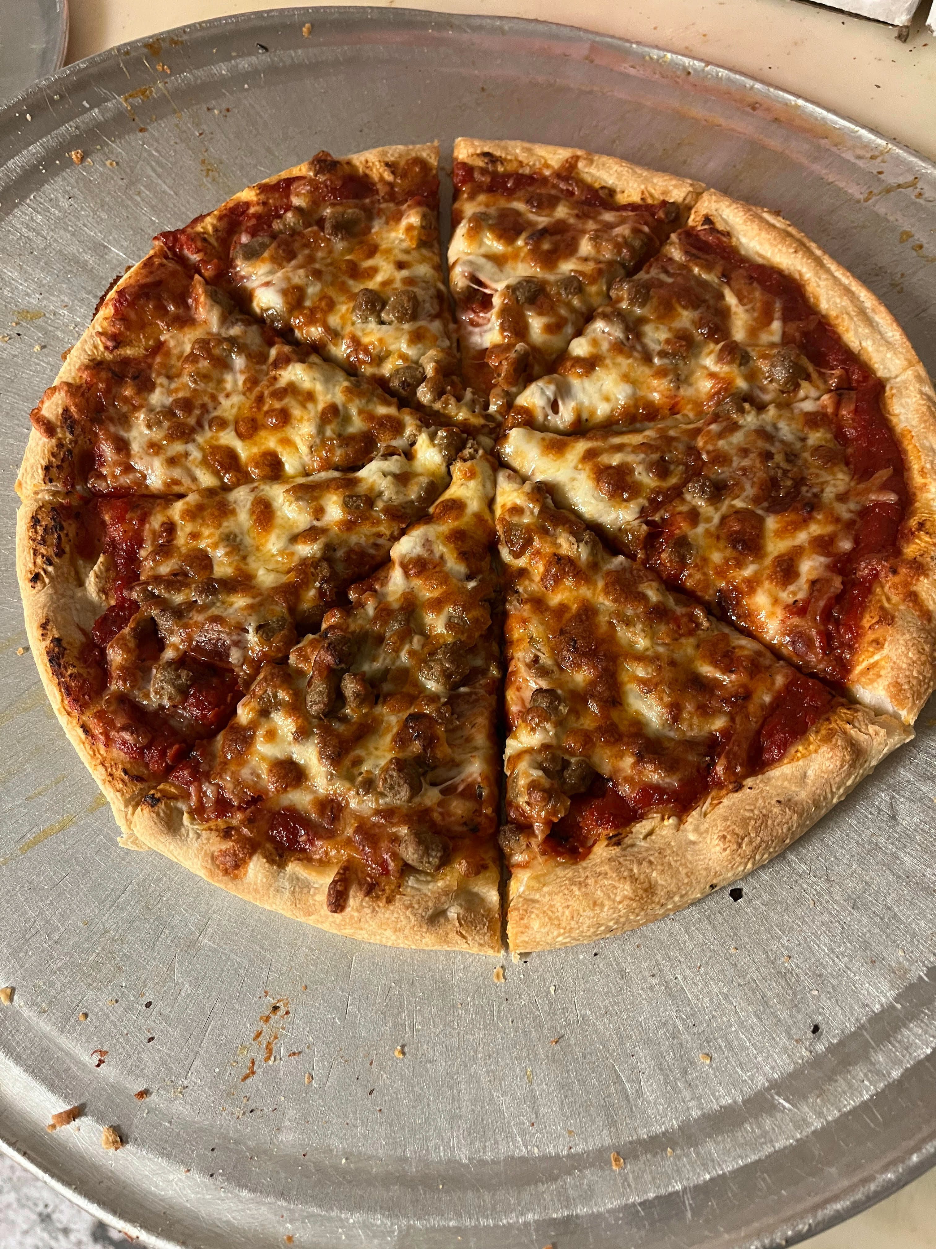 Pizza House hero