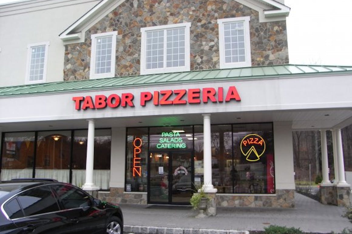 Tabor Pizzeria's restaurant story