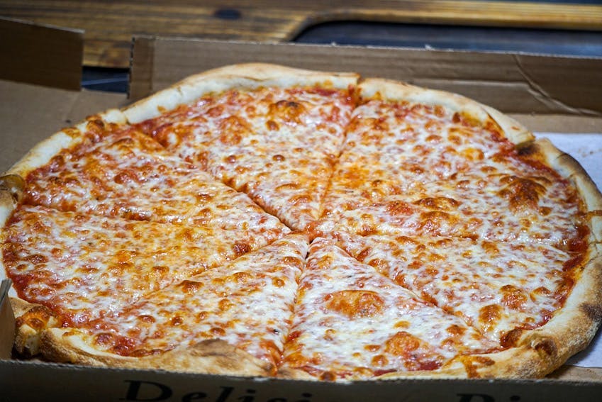 Vinny's Pizza Joint hero