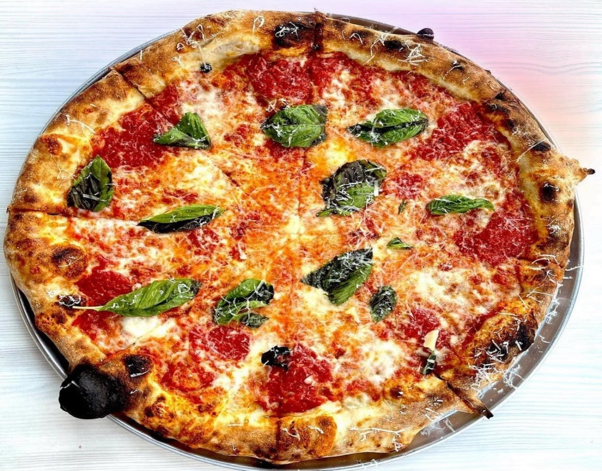 Amore Pizza & Subs hero