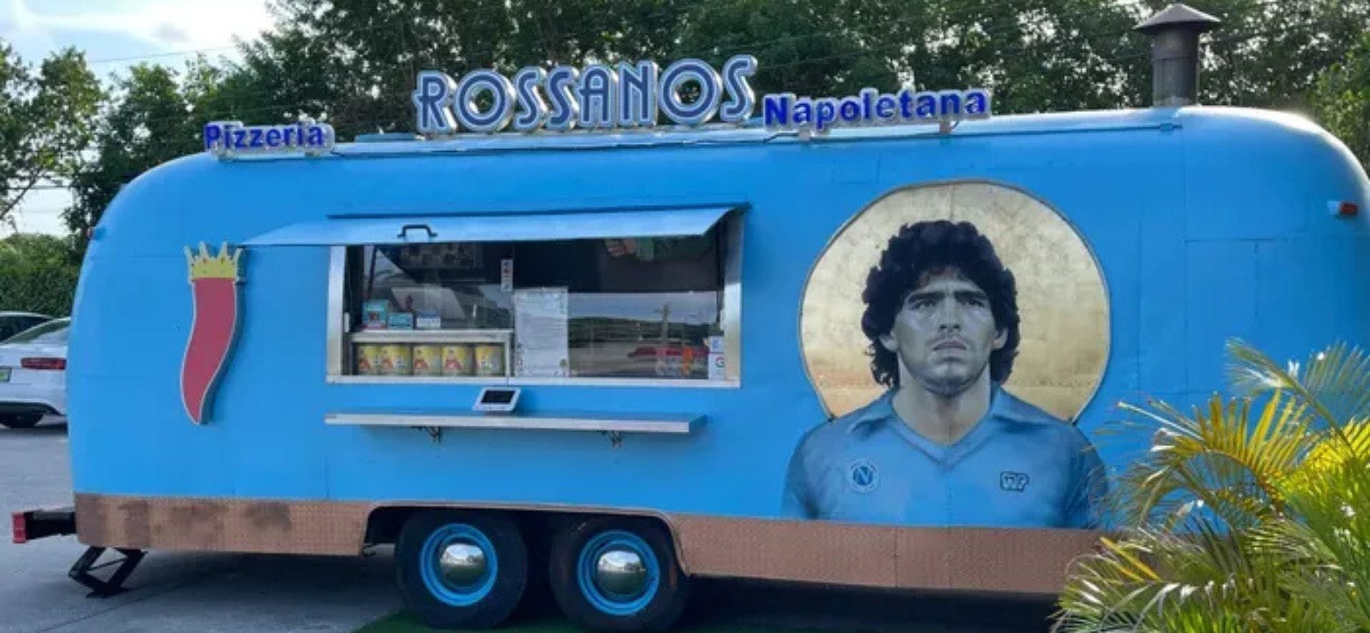 Rossanos pizzas hero