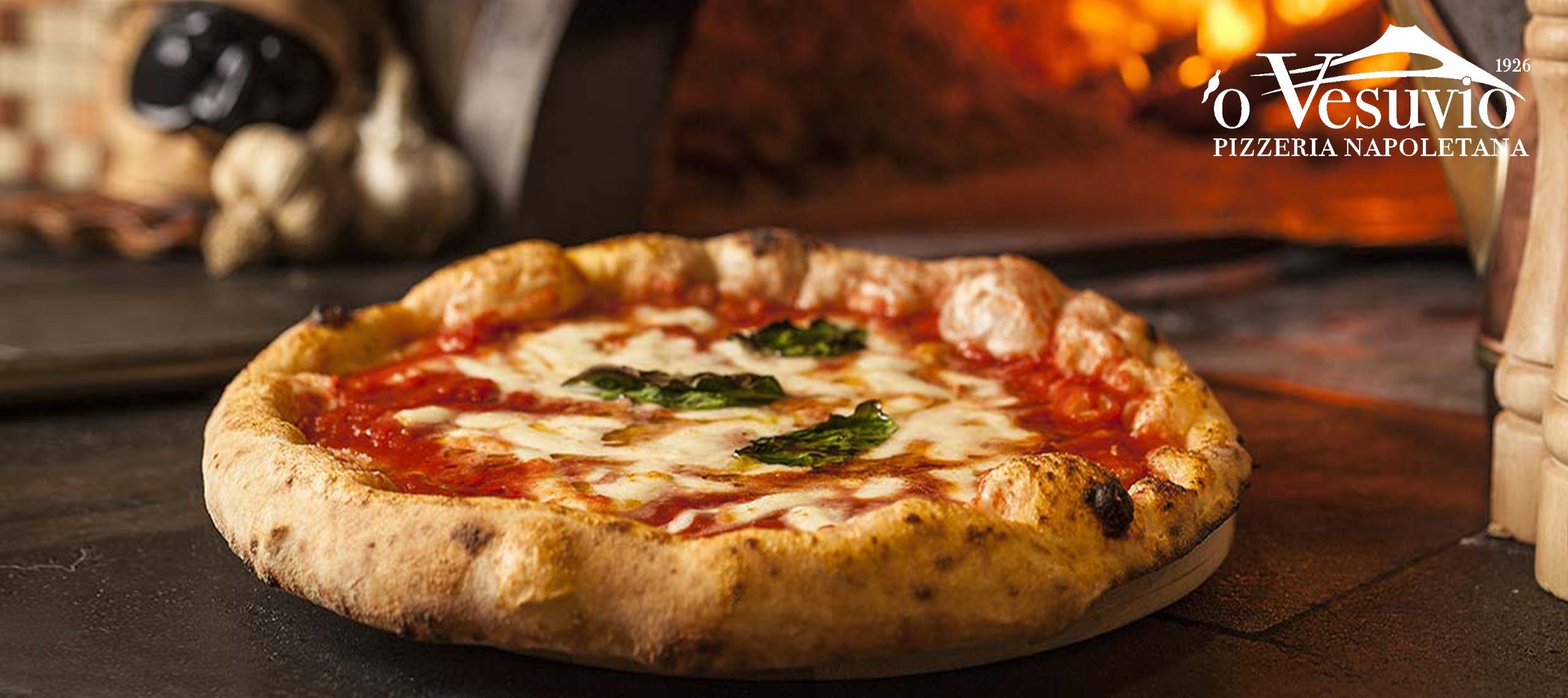 O Vesuvio 1926 Pizzeria Napoletana hero