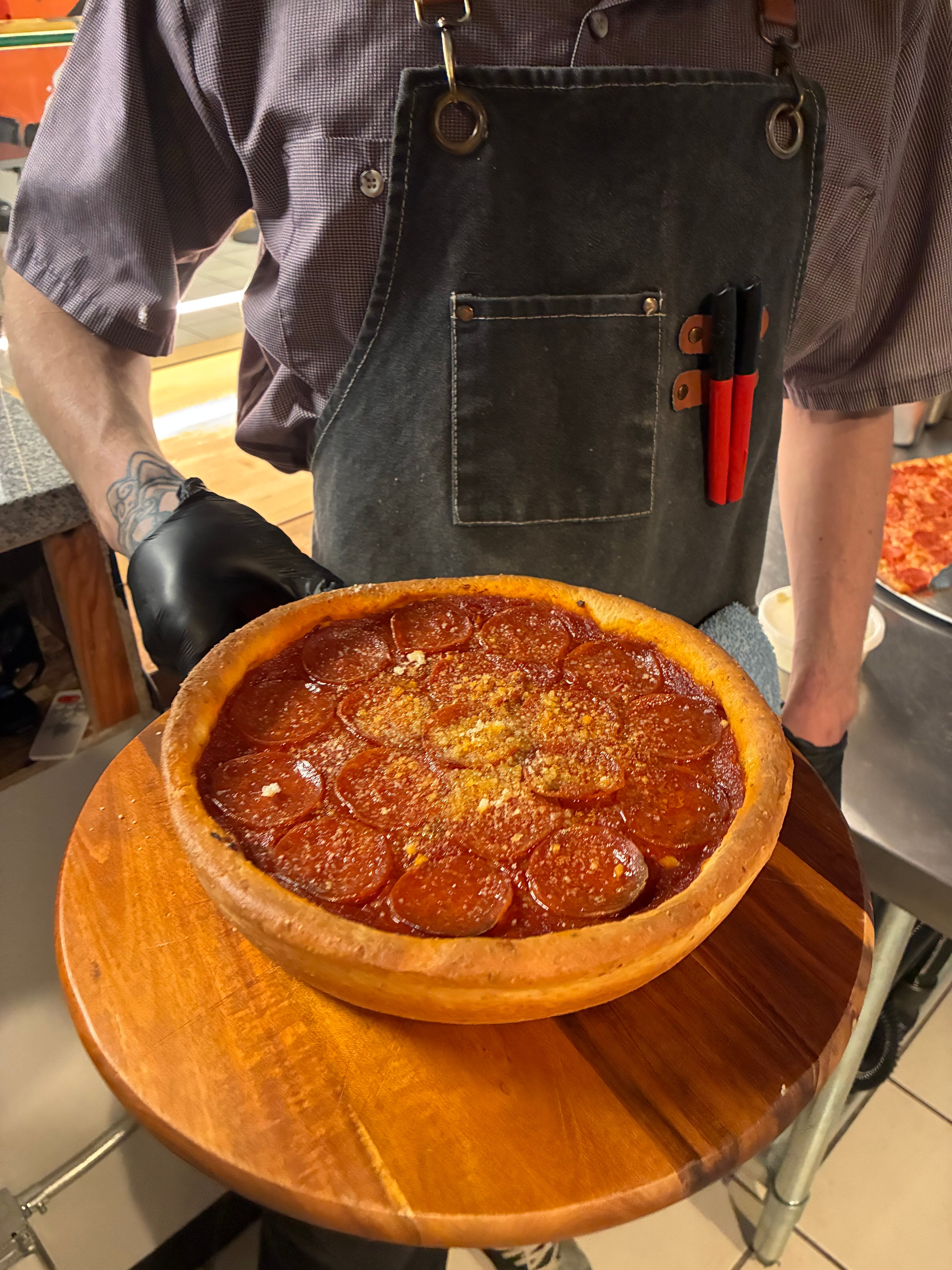 Anne’s Pizza / Chicago Deep Dish & More hero