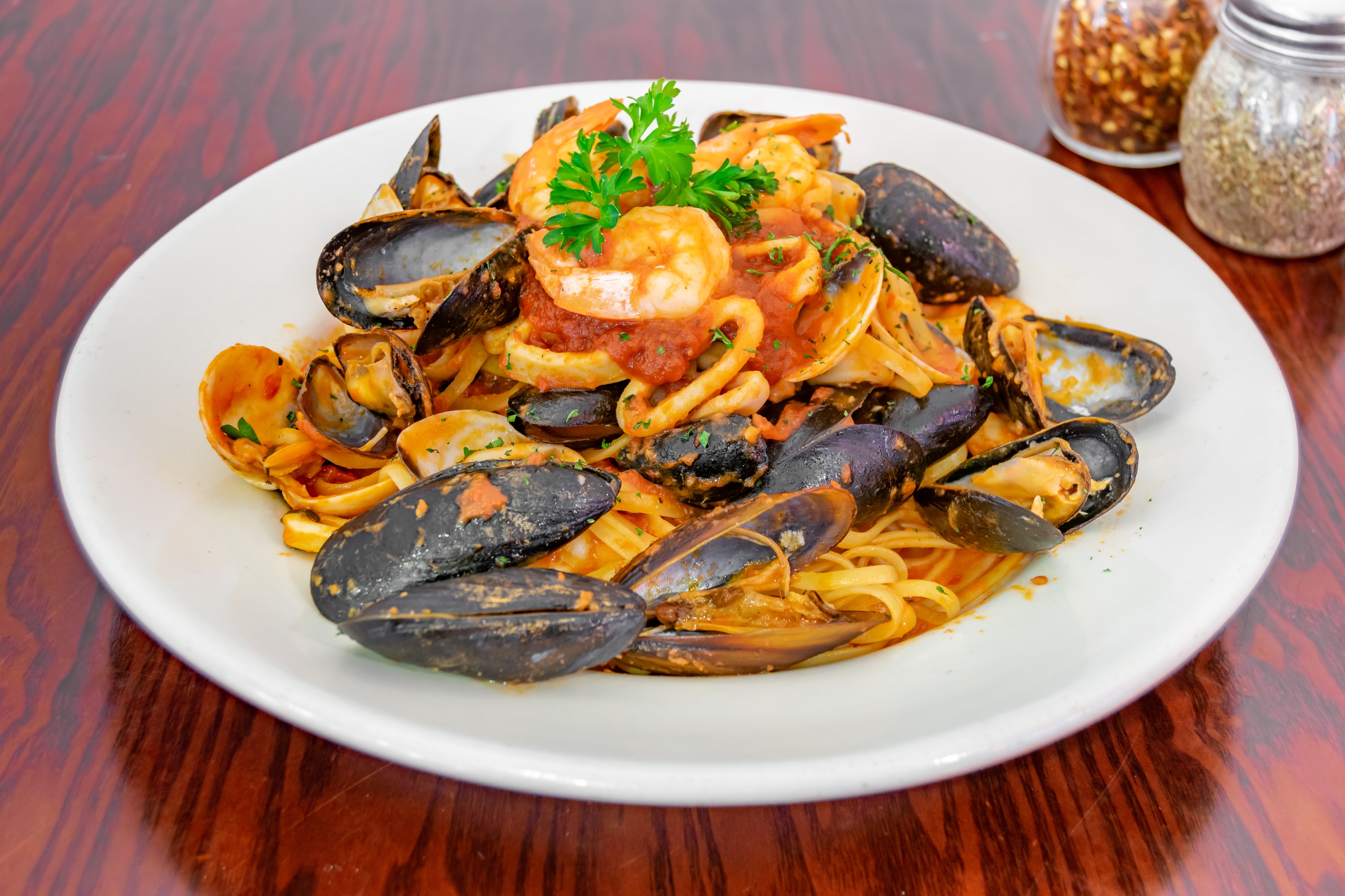 Giovanni's Pizzeria & Italian Restaurant - Levittown, PA - 928