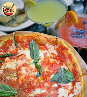 Old Fashioned Margherita Pizza