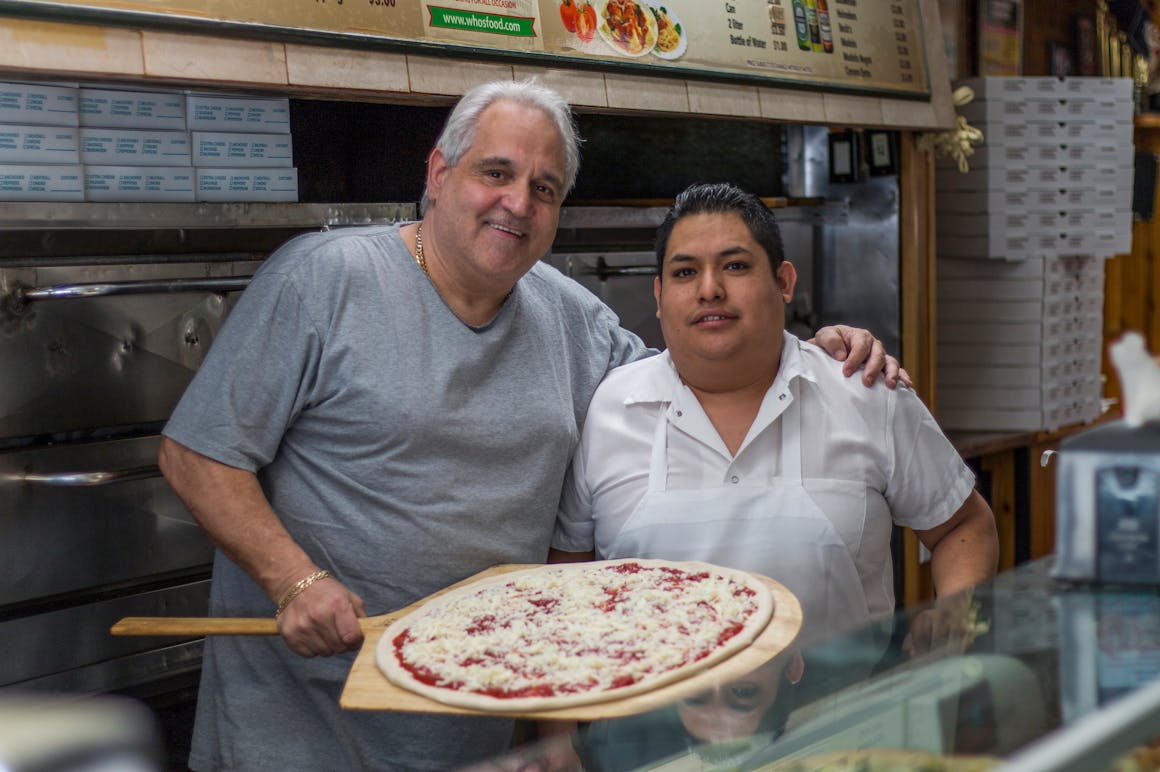 Lenny's Pizzeria's restaurant story