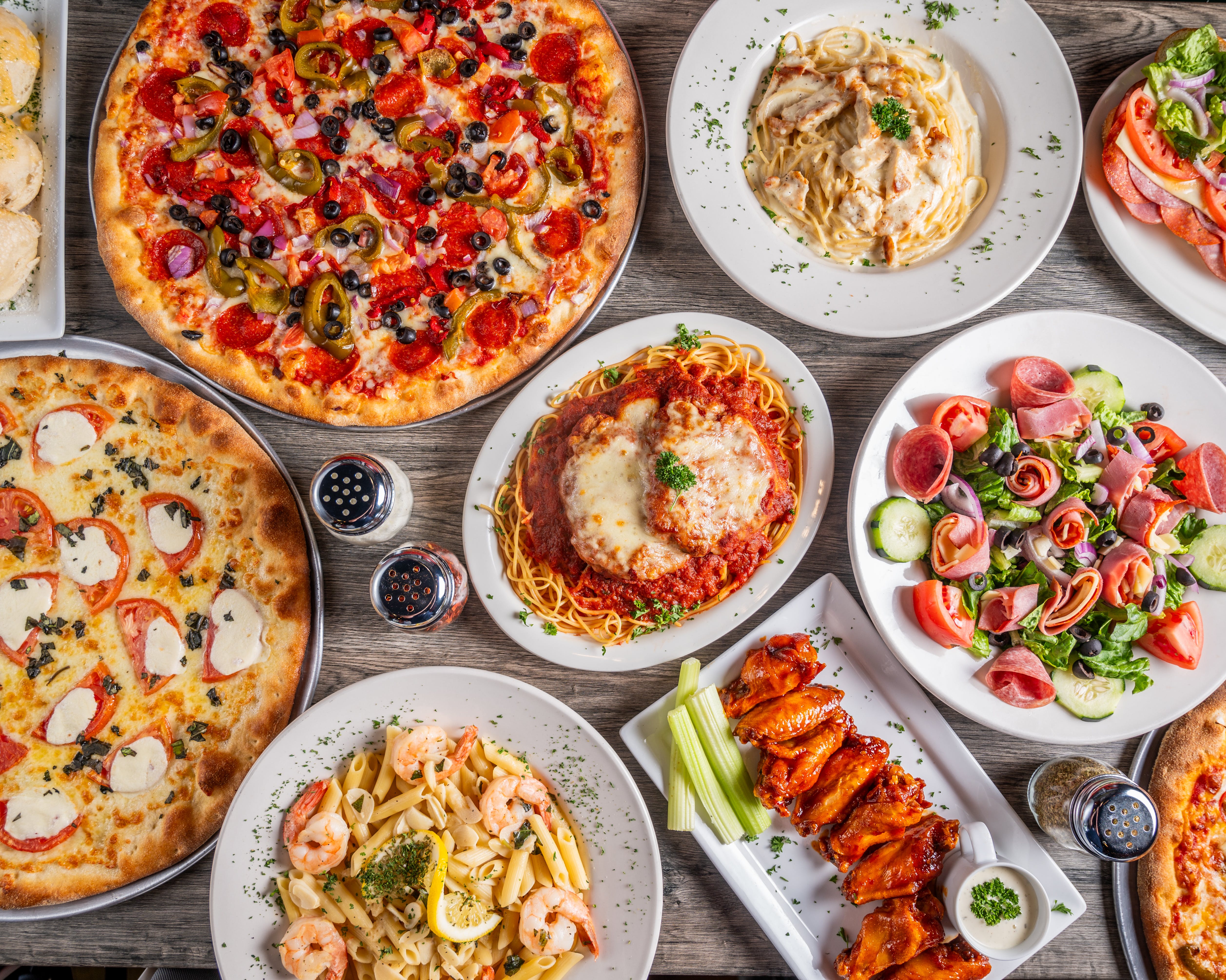 O Vesuvio 1926 Pizzeria Napoletana hero