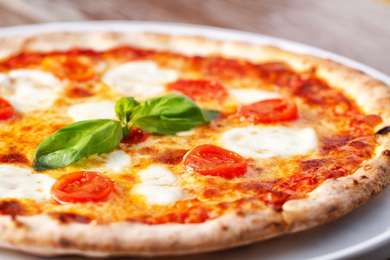 Basil Garden Pizza Restaurant Brentwood Menu Hours Order Delivery 10 Off