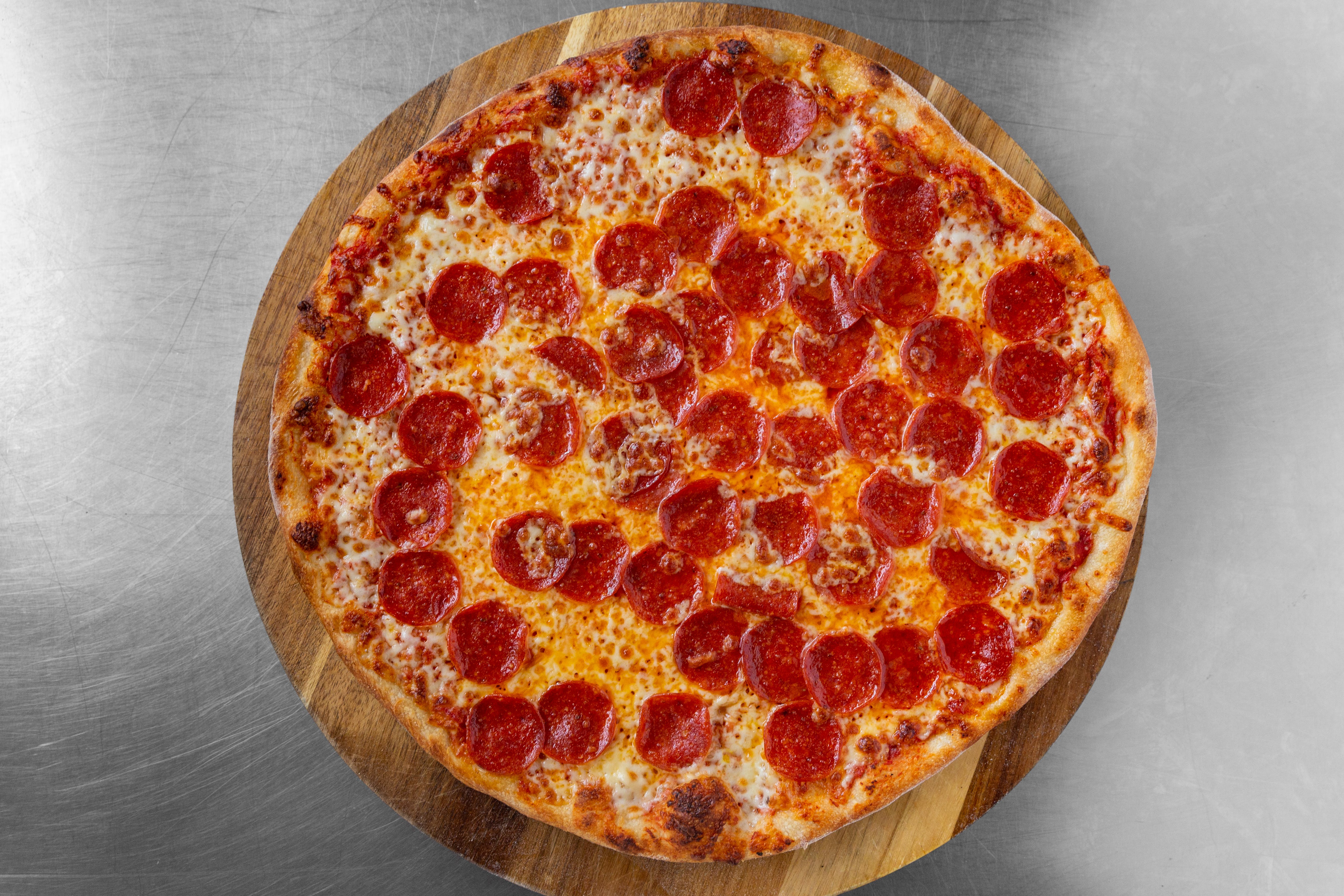 PieZoni's Pizza on X: Who loves pepperoni pizza? I do. Is it true