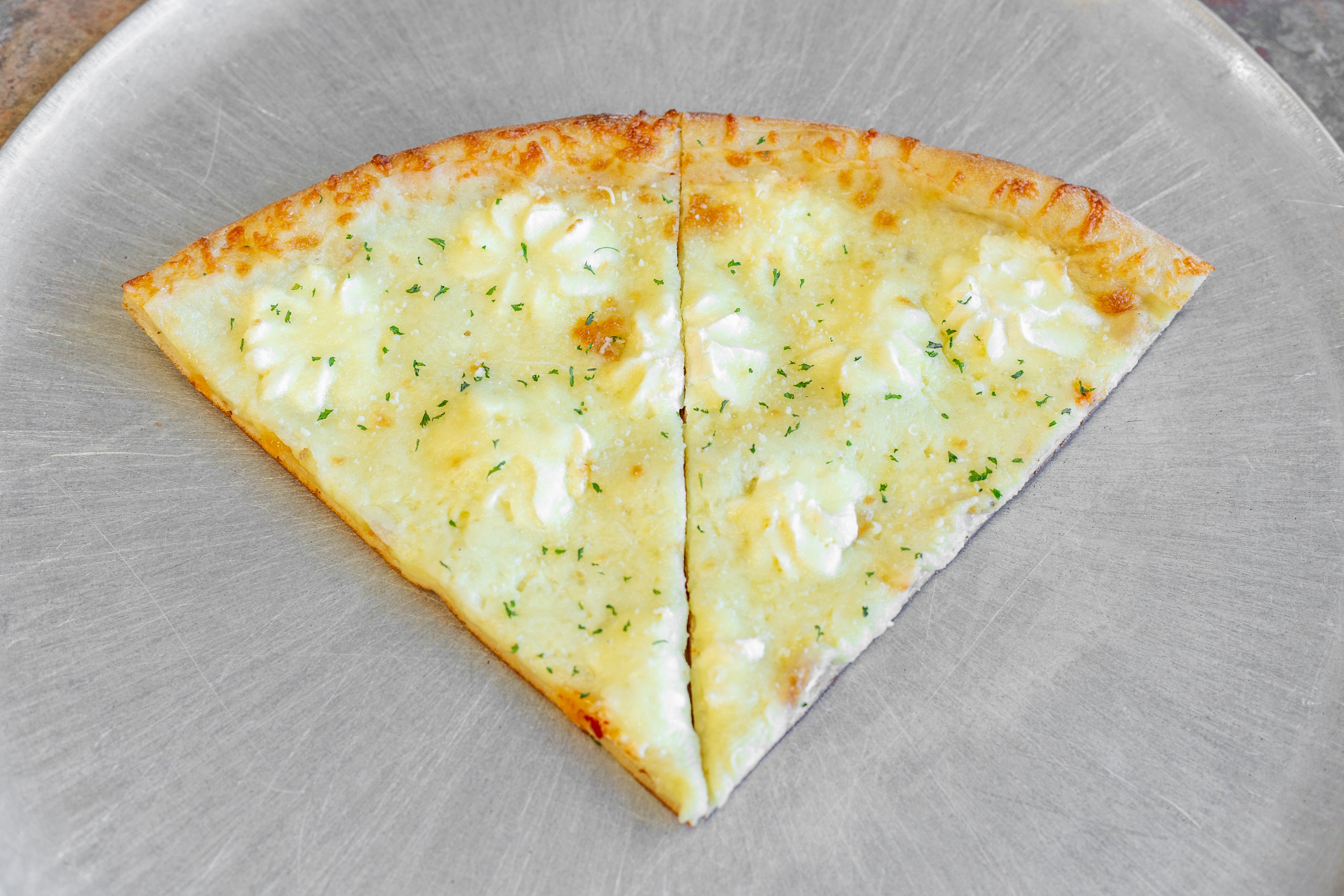 Goomba Johnny S Pizzeria Farmingville Menu Hours Order Delivery 10 Off