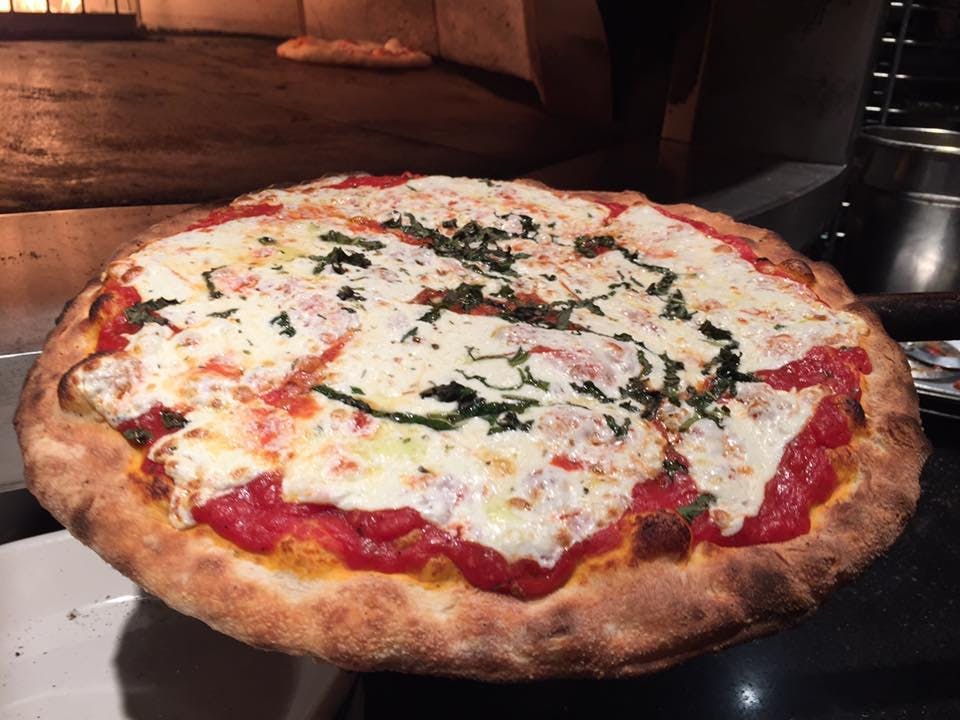 Solo Bella Menu Pizza Delivery Jackson Township, NJ Order Slice