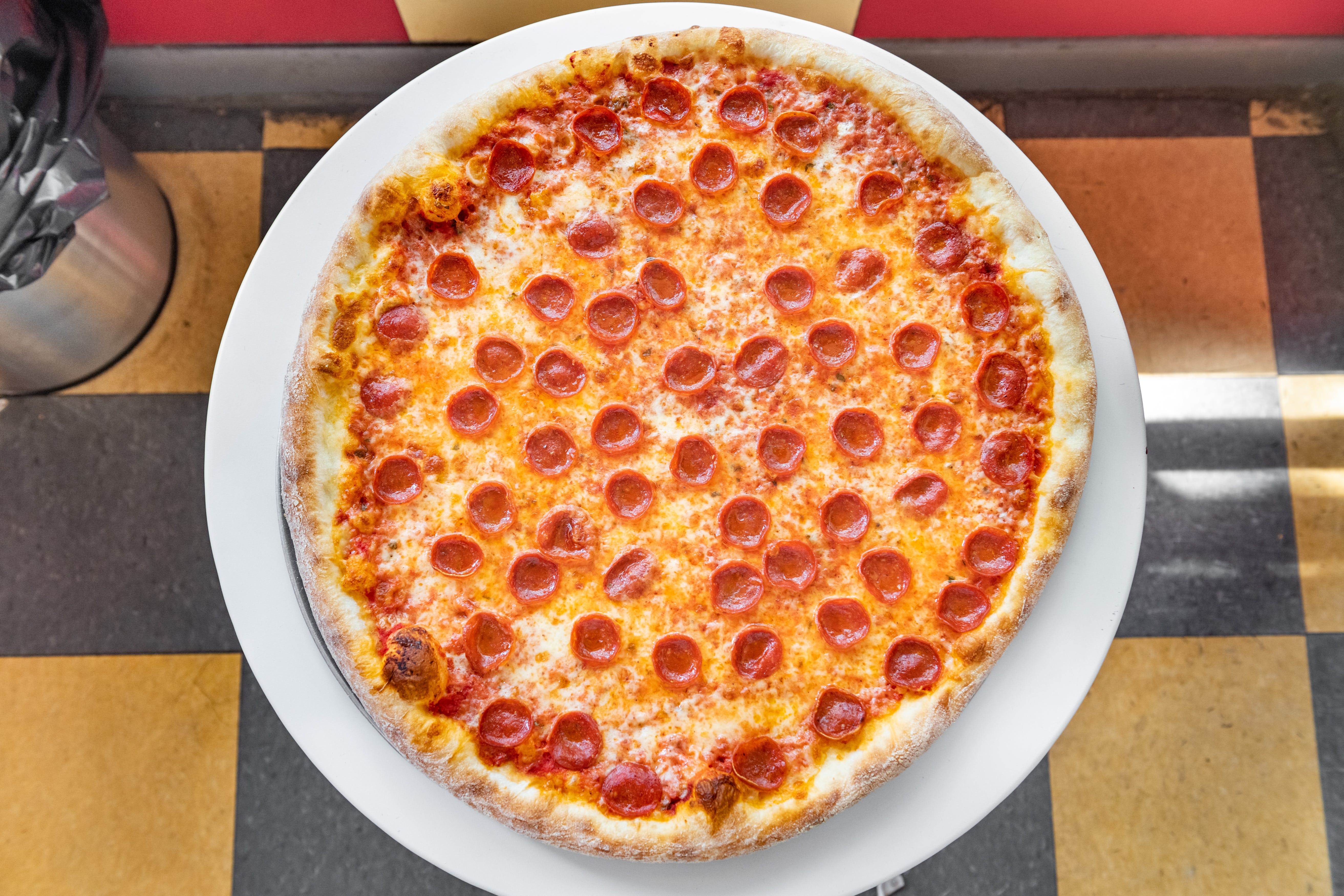 Stella's pizza discount