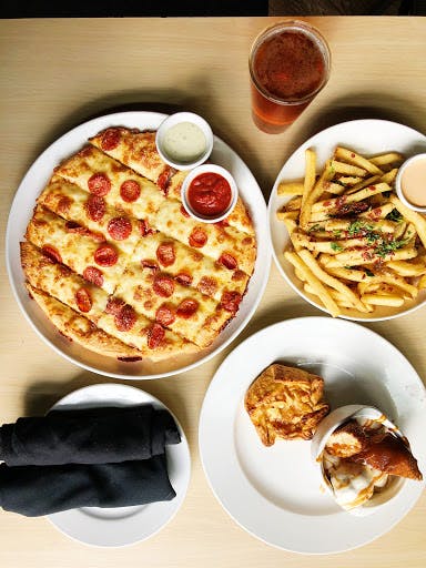 Shakers Bar & Grill Canton, MI 2234 N Canton Center Rd Hours, Menu, Order