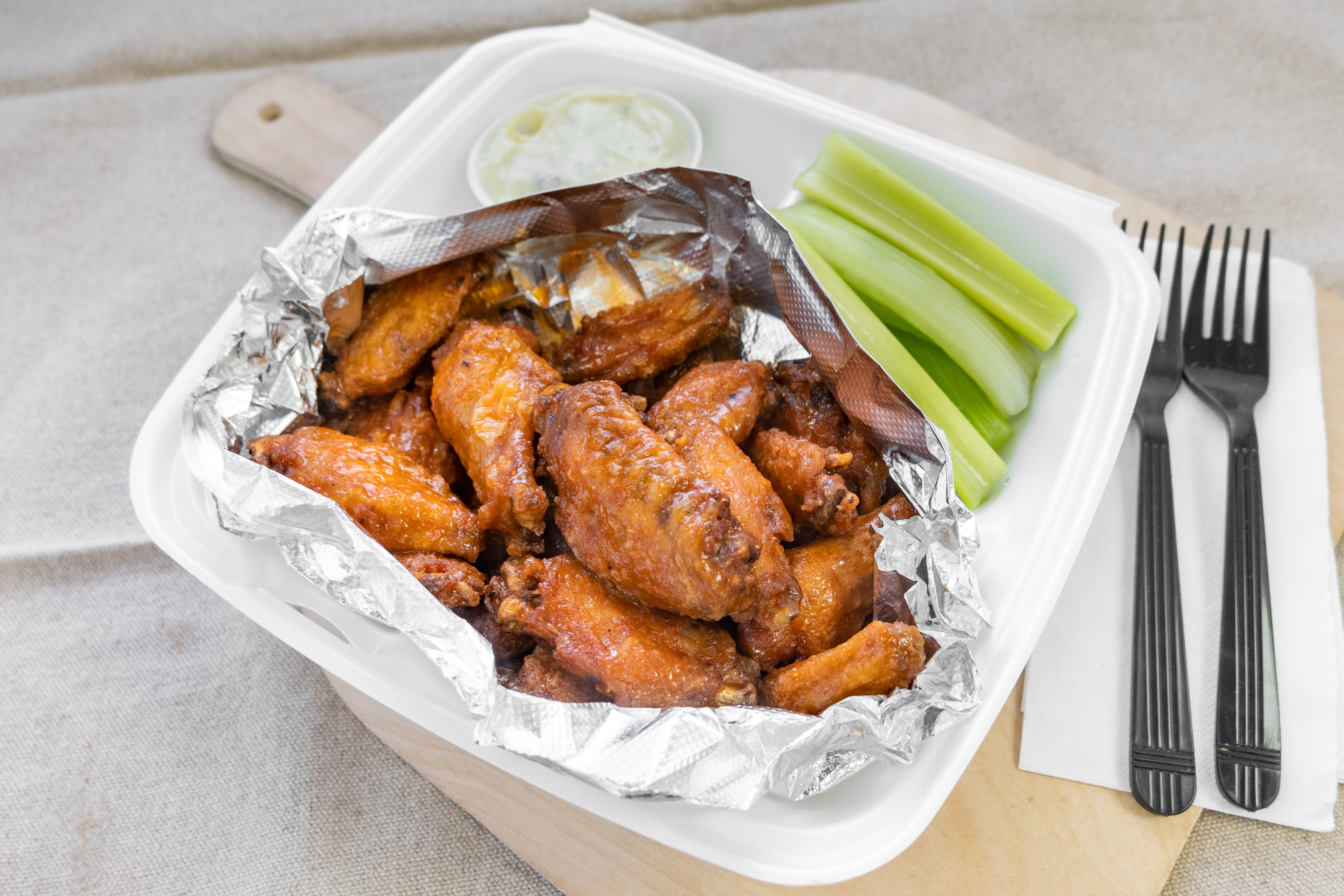 Perry's Pizza - View Menu & Order Online - 4221 Benner St