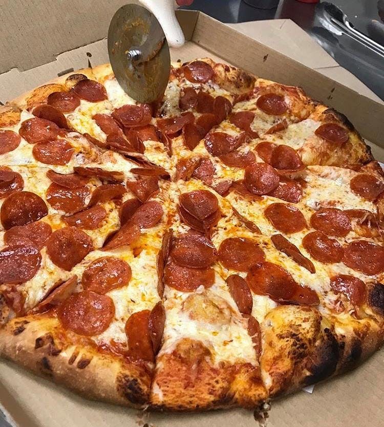 Pizza D’Amore Long Beach hero