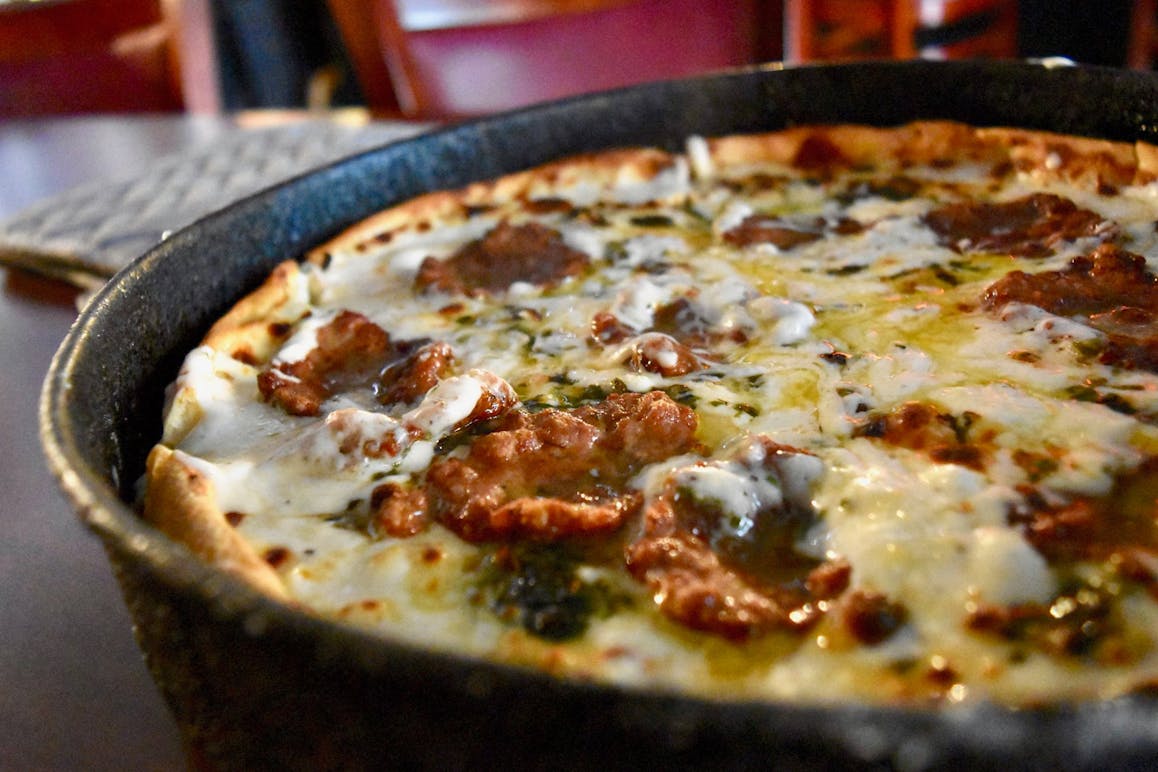 Paoli's Pizzeria & Piano Bar Woodland Hills Menu & Hours Order