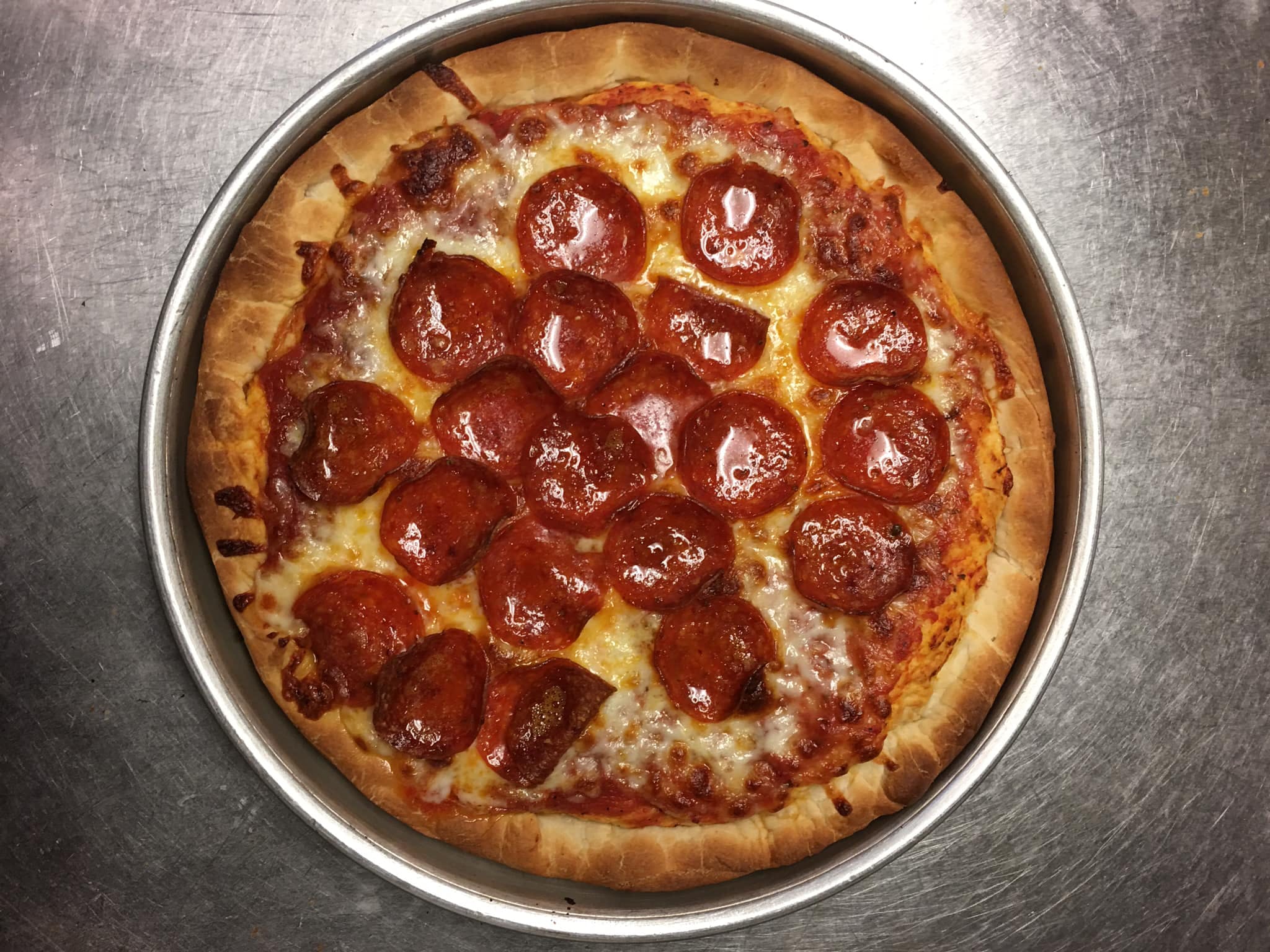 Nicholas Pizza House hero