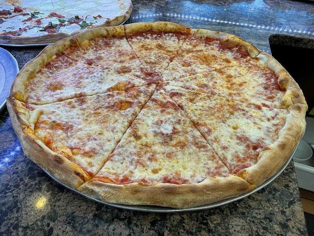 Frantoni's Pizza & Ristorante hero