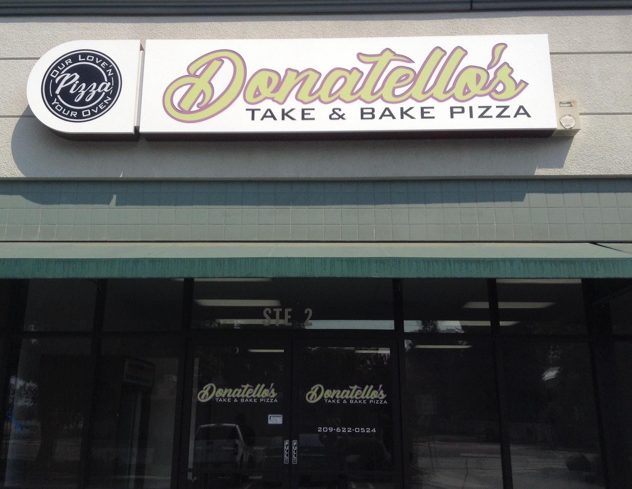 Donatello's Take & Bake Pizza hero