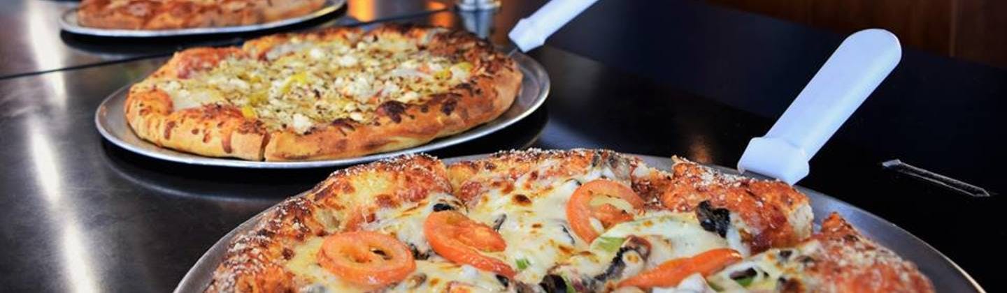 Cottage Inn Pizza Menu Chelsea Mi Order Delivery Slice
