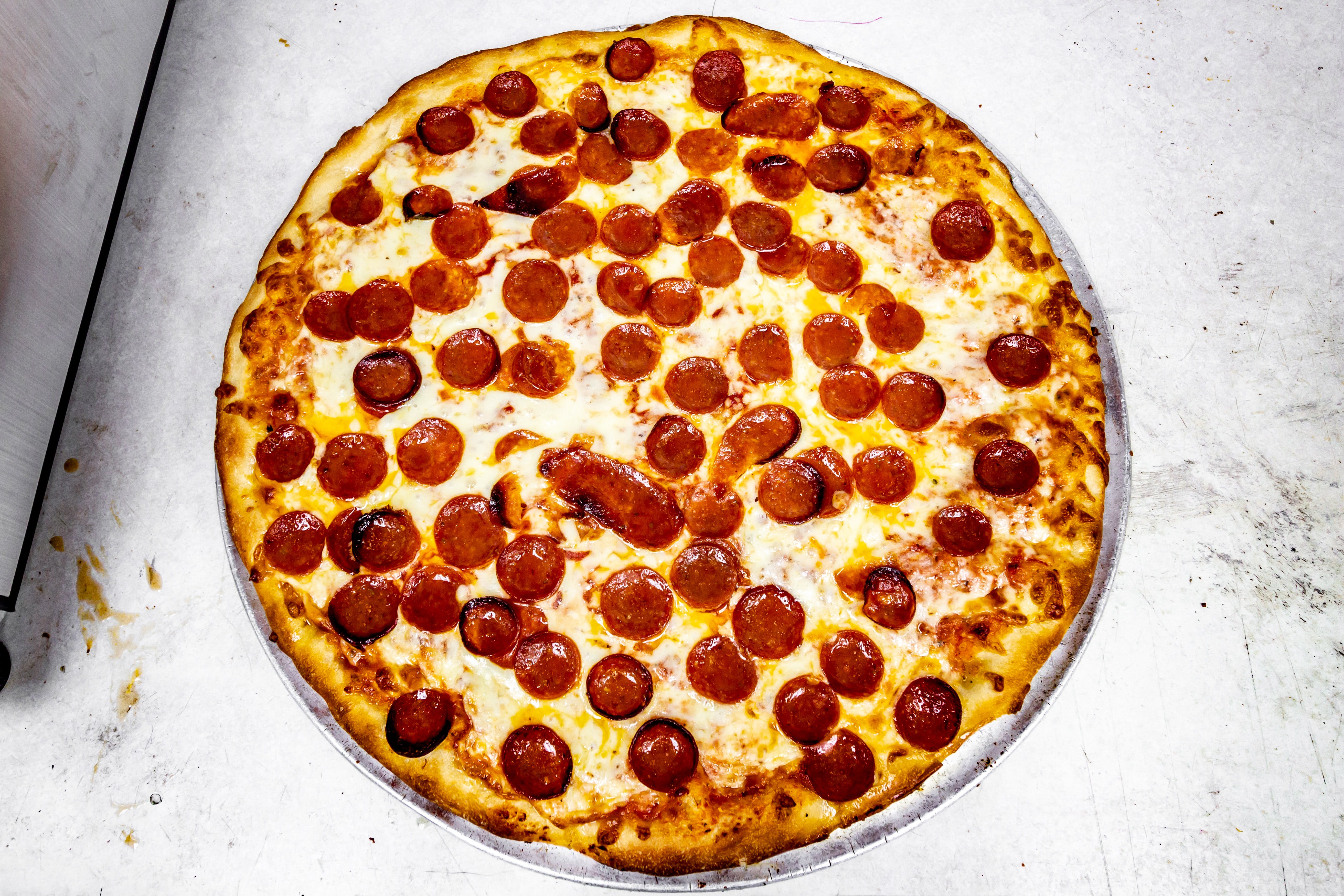 golf enhed høflighed Mister Pizza Elmwood Menu: Pizza Delivery Buffalo, NY - Order | Slice