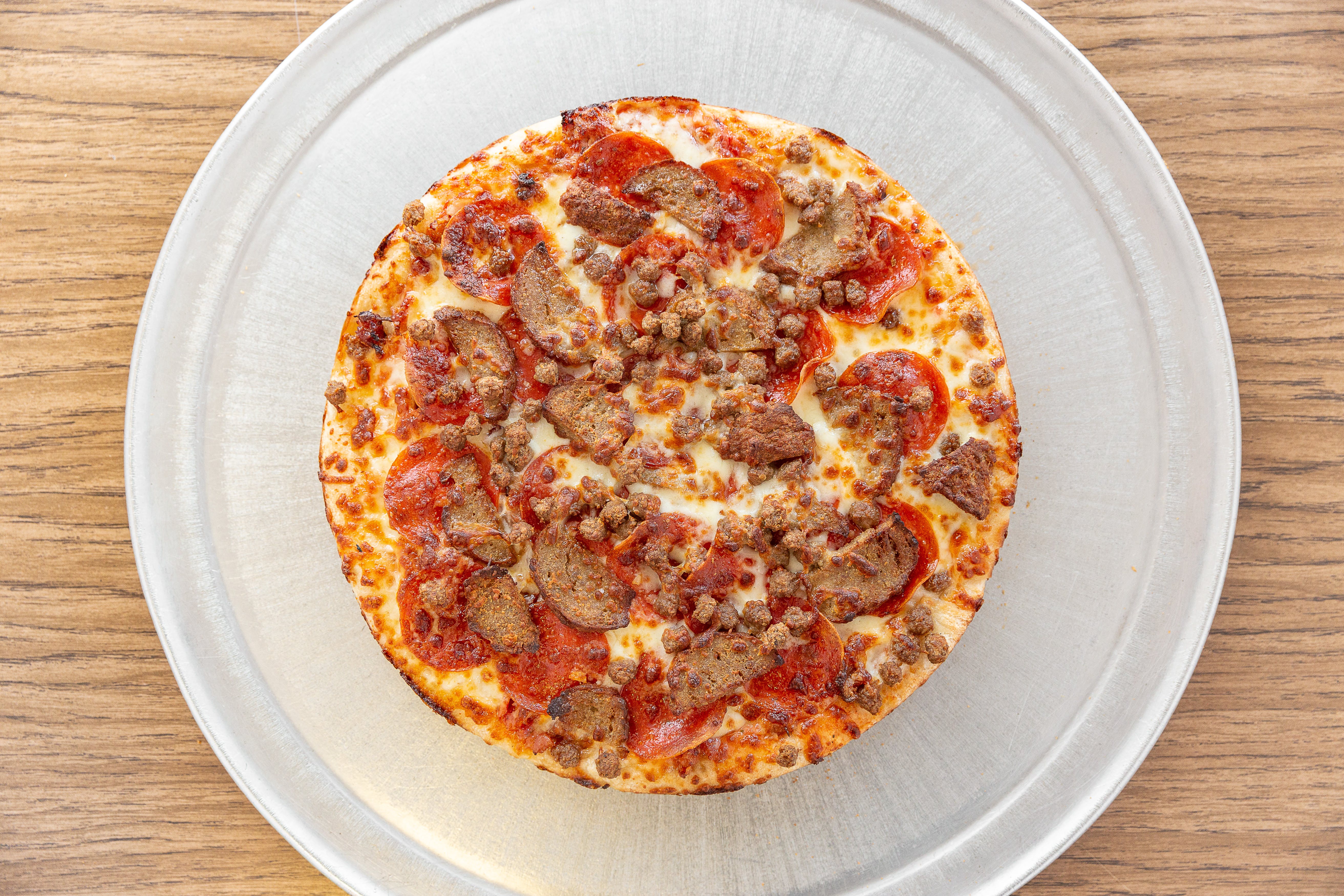 Motor City Pizza CoThree Meat Detroit-Style Deep Dish Pizza, 26.17 oz -  Kroger