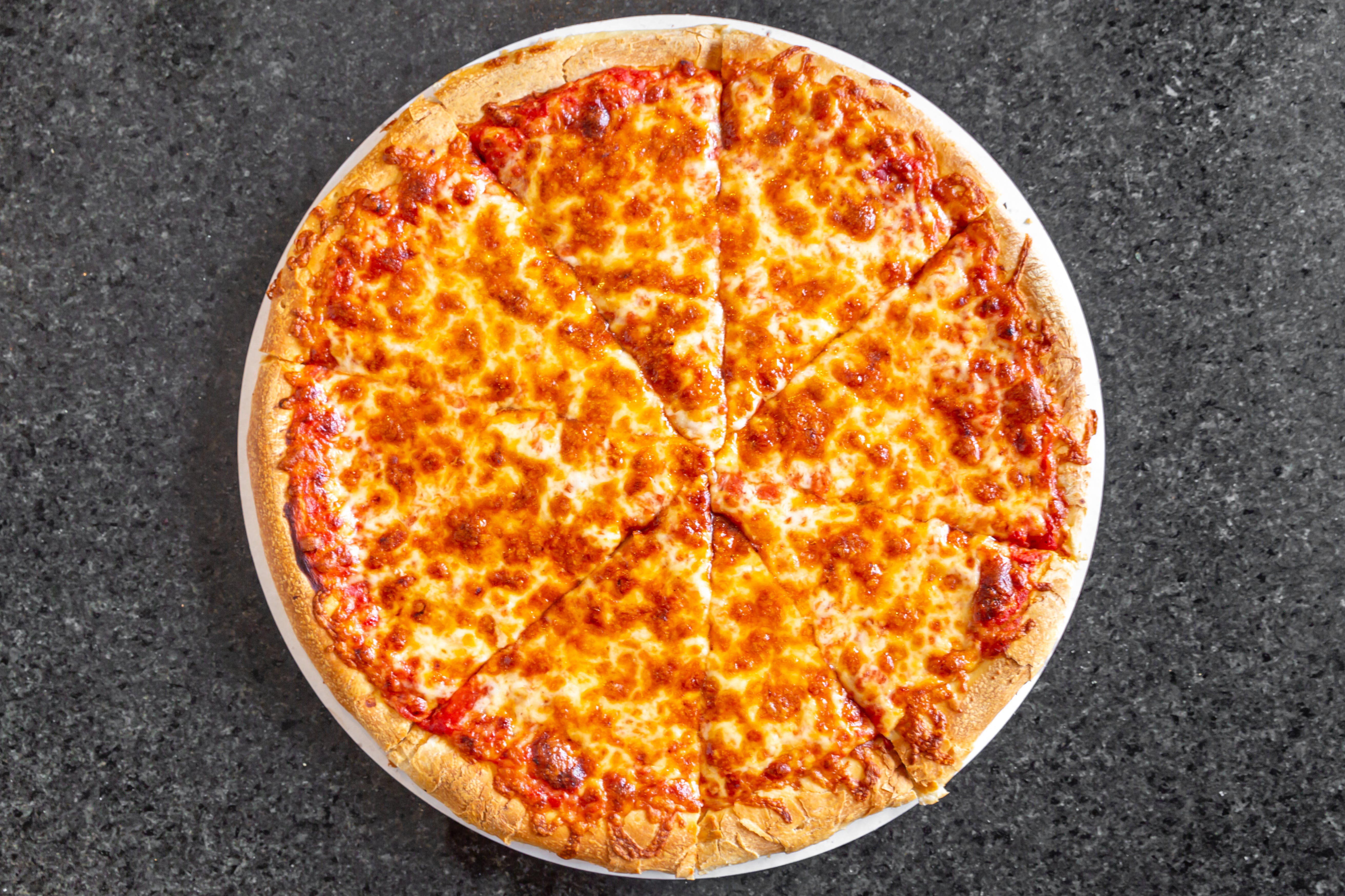 Yovanis Pizzeria hero