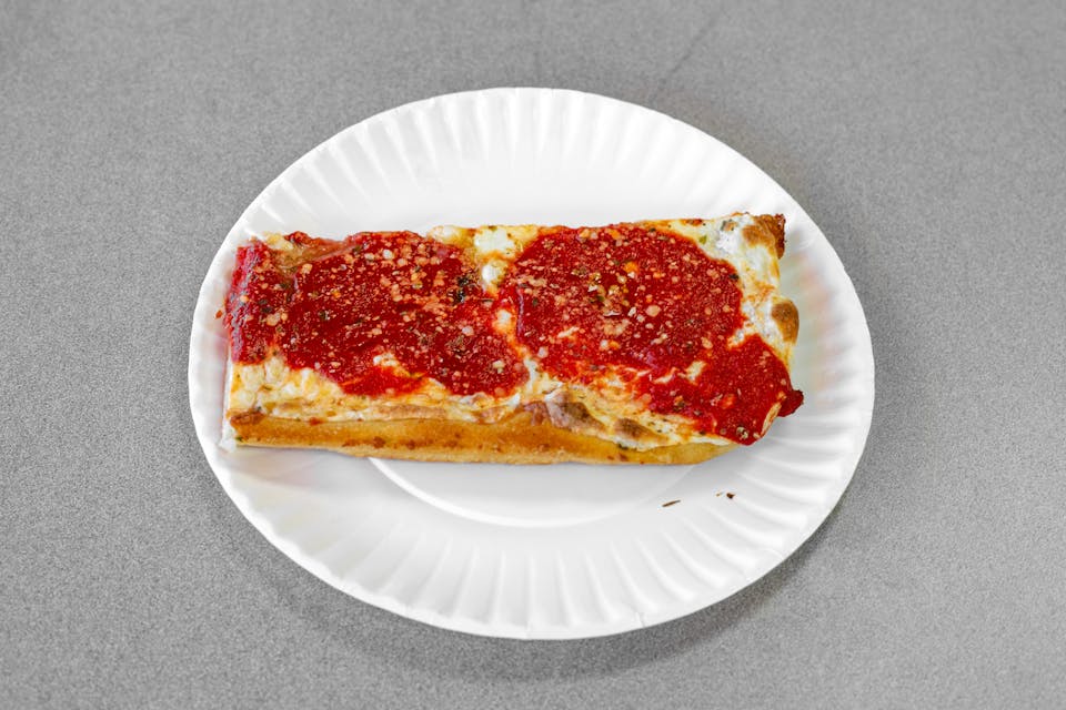 La Famosa Pizza business photo
