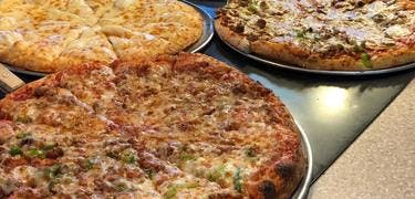 Chicago's Pizza Menu - McCordsville, IN - Order for Pickup | Slice