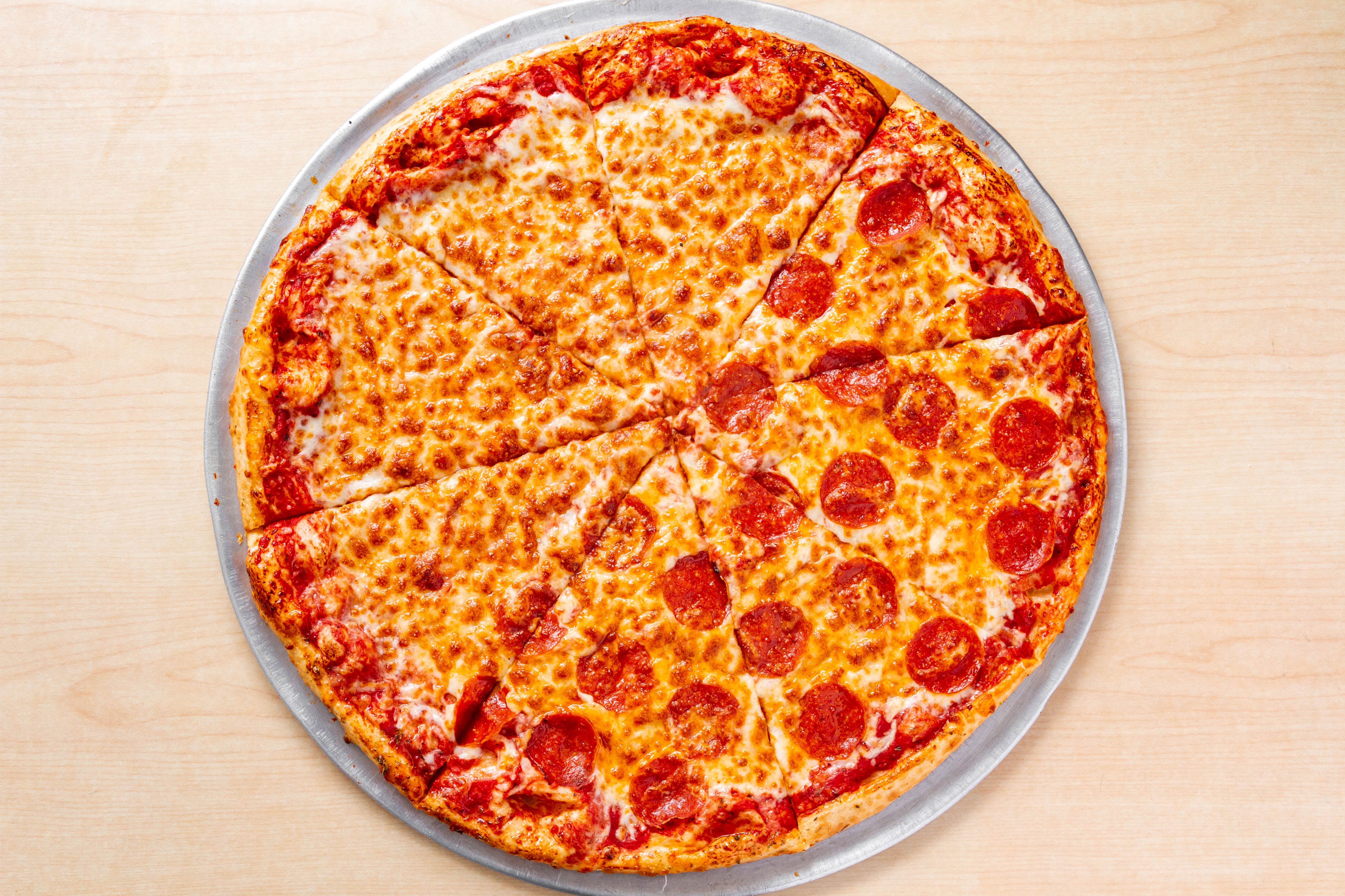 Haiti's Pizza and Wings hero