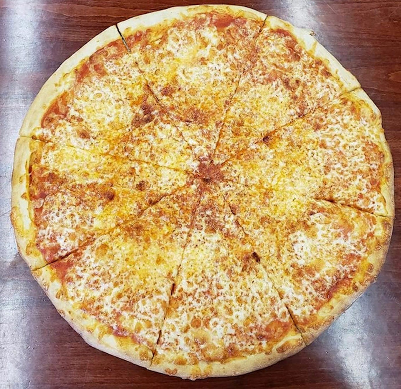 Amazing Pizza & Wings hero