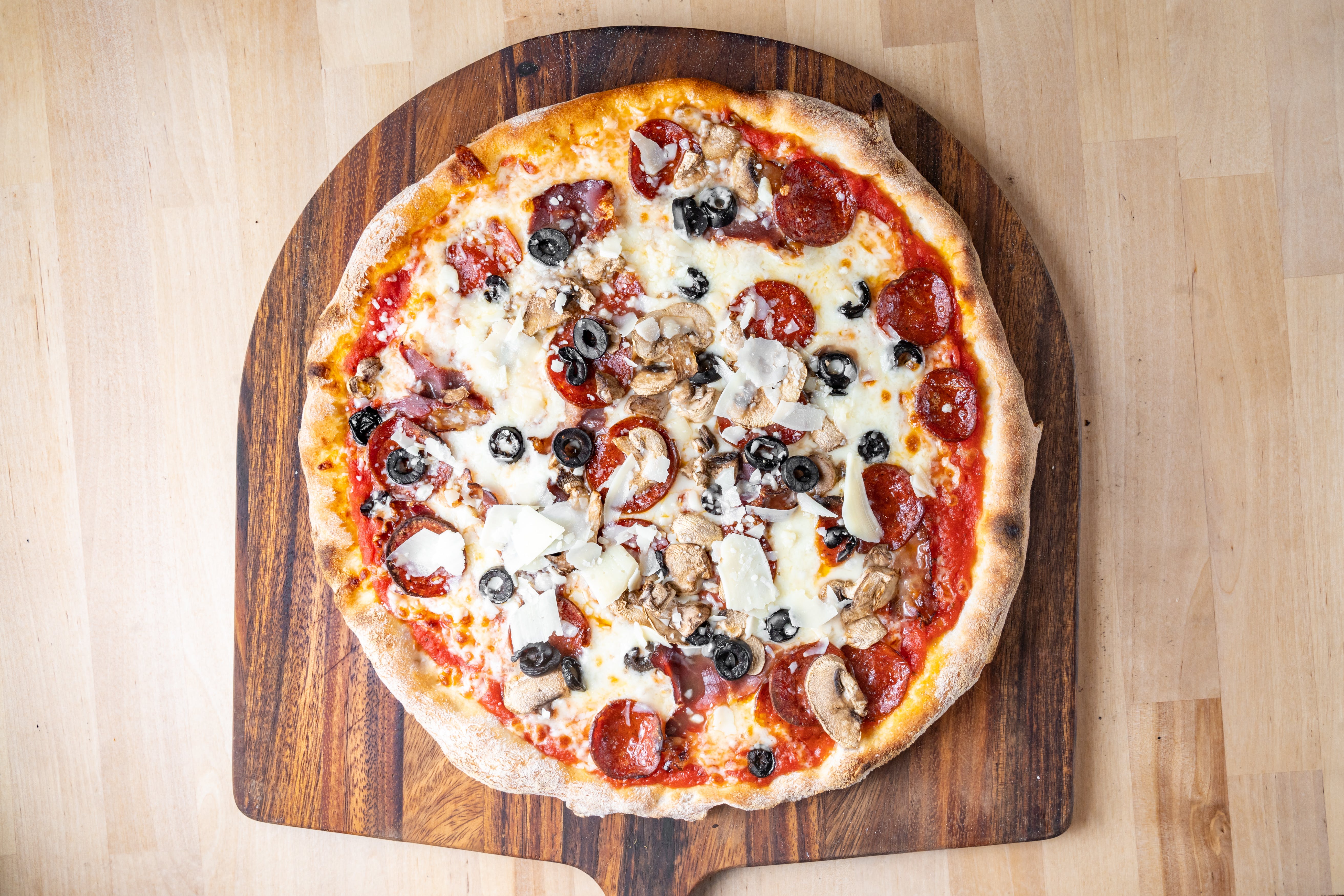 Pazza Pizza - Chicago, IL - 1543 N Sedgwick St - Hours, Menu