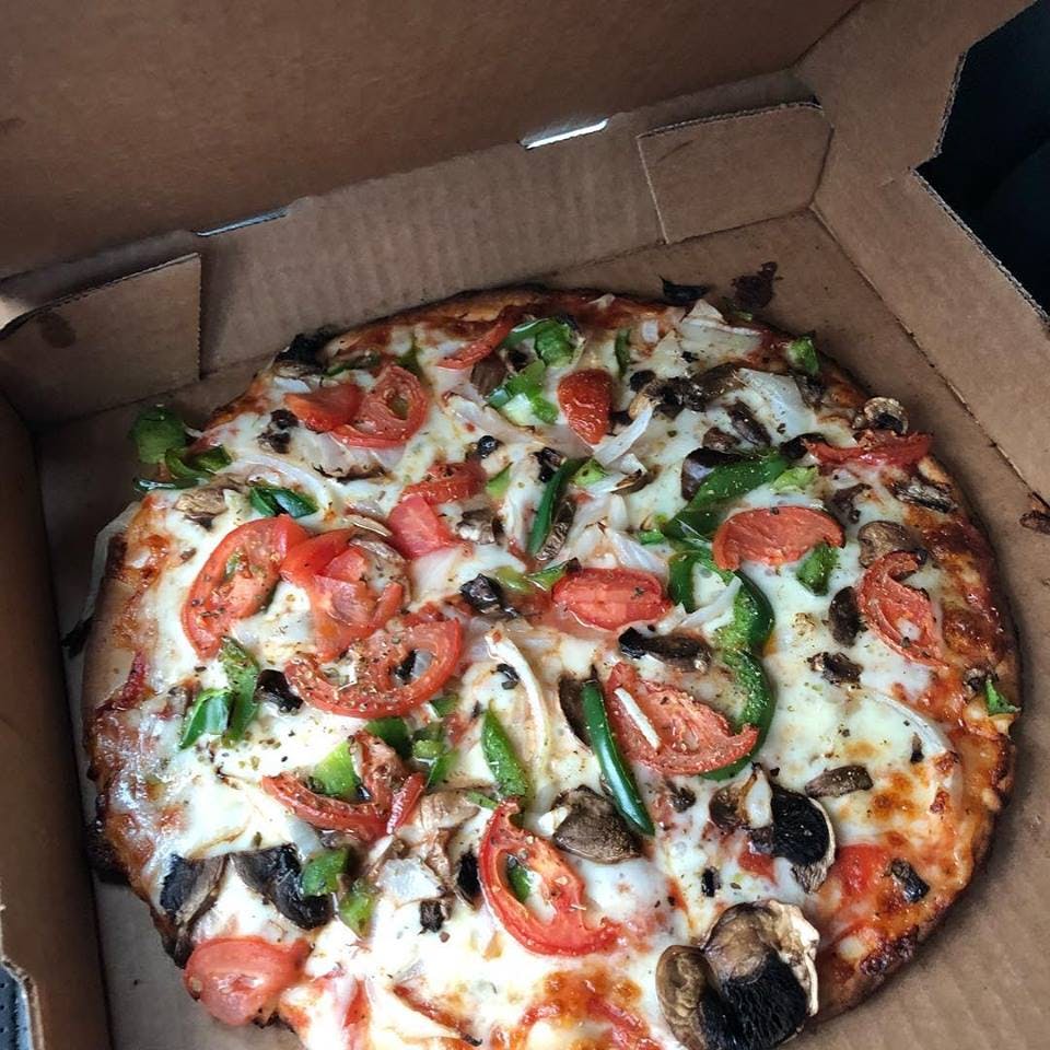 Pia's Ristorante Italiano Menu Pizza Delivery Taylor, MI Order Slice