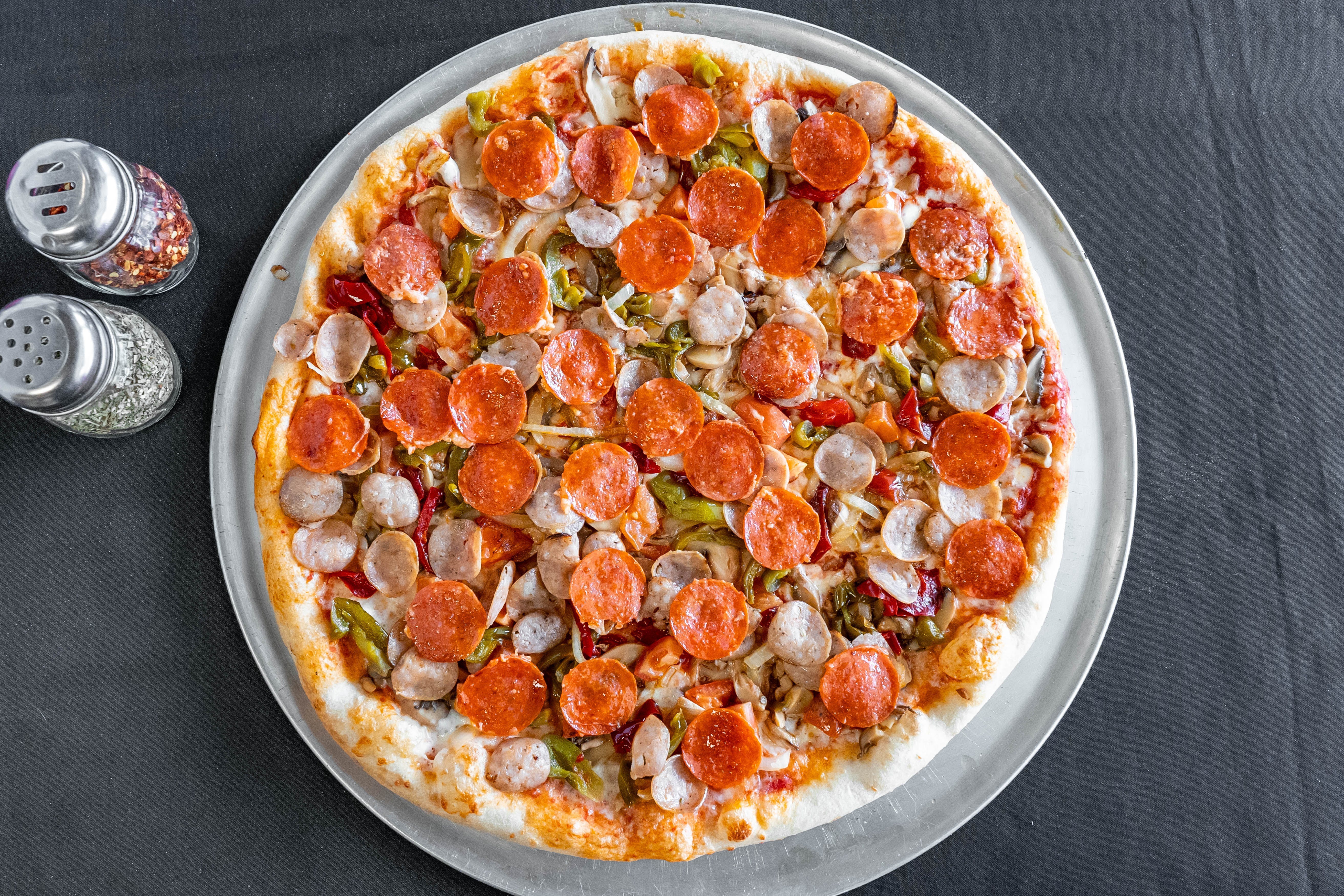 5th Street Pizza hero