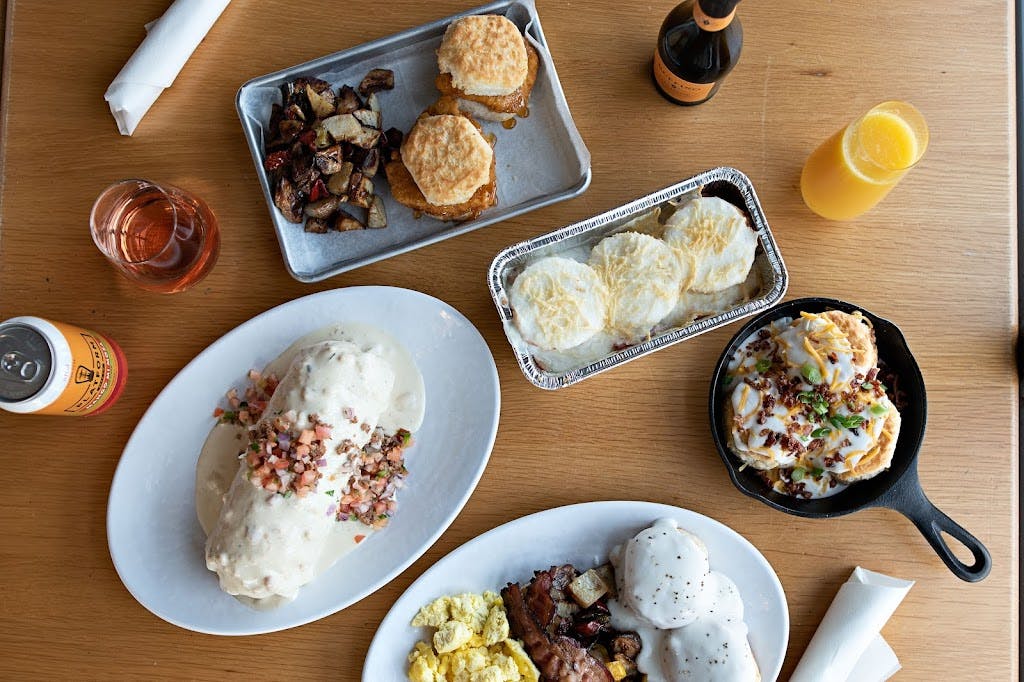 Beerhead Bar & Eatery Menu Pizza Delivery Novi, MI Order Slice