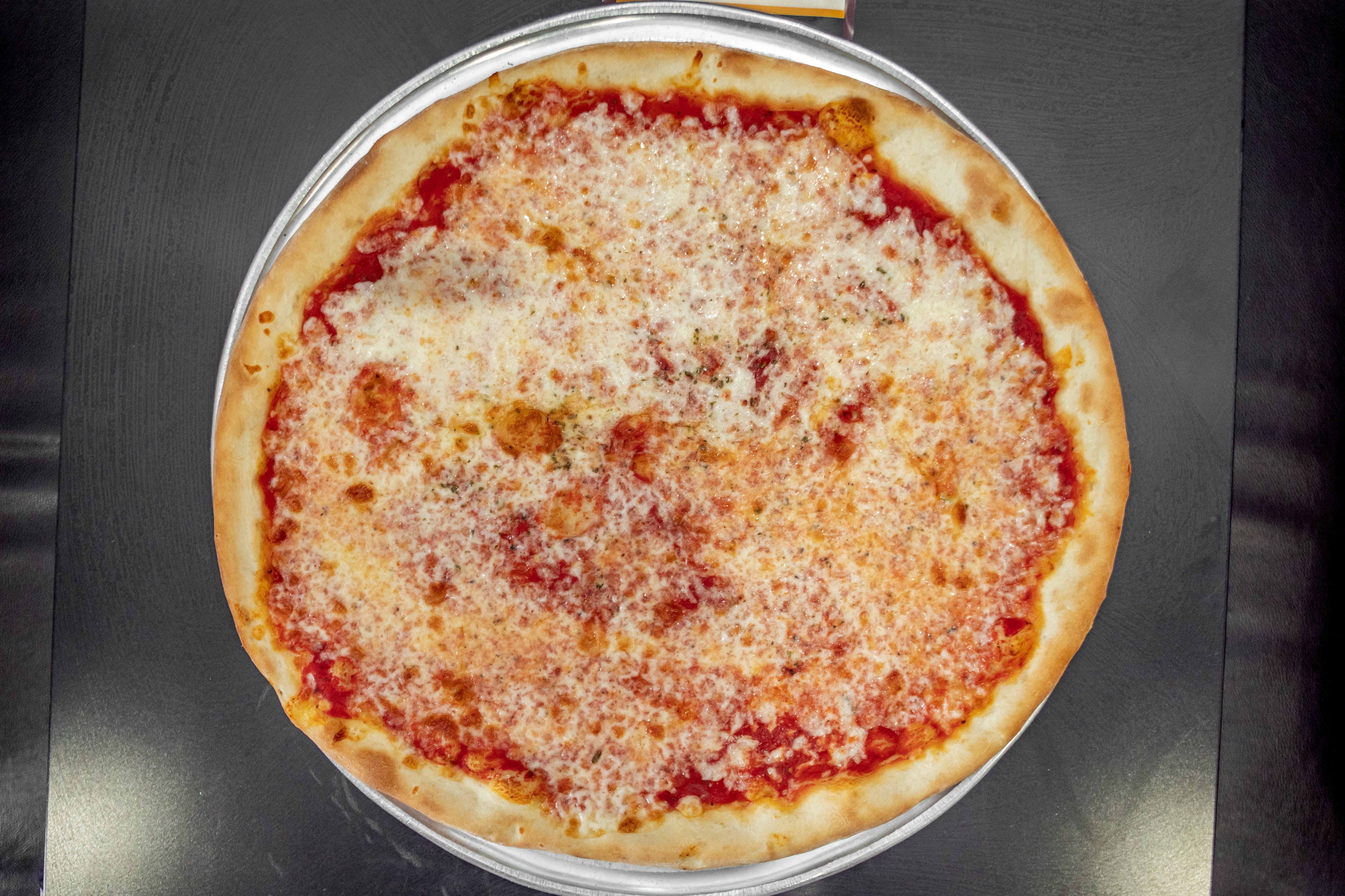 Pizzeria Valdiano hero