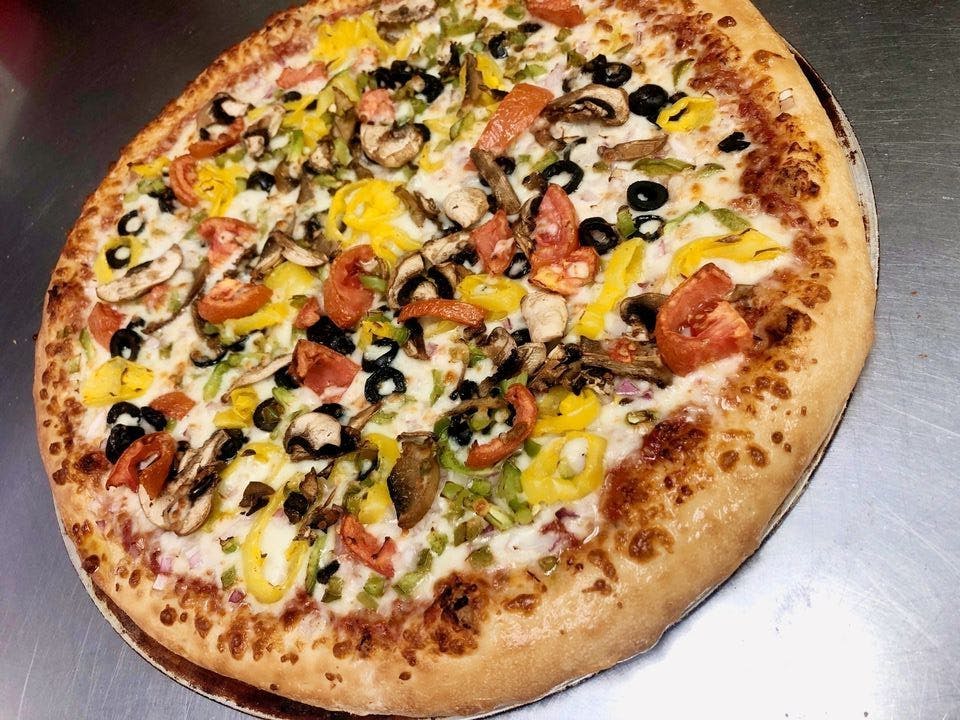 Bunchy's Chicken and Pizza hero