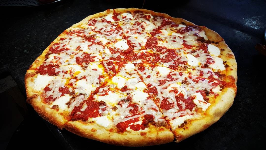 Anna Maria Pizza & Pasta hero